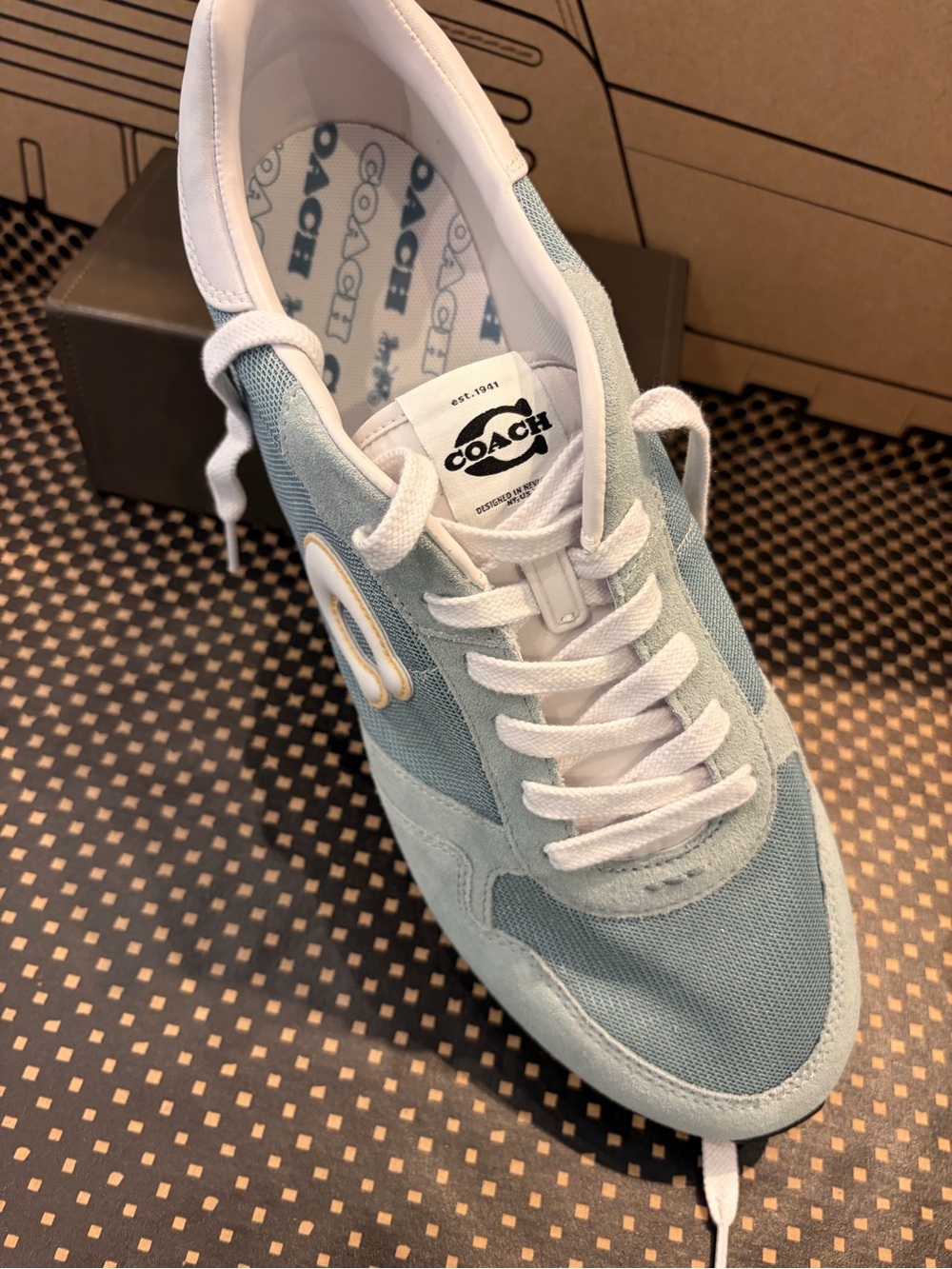 Coach Men’s Sky Blue & White Low-Top Sneaker new with tag - Picture 3 of 9